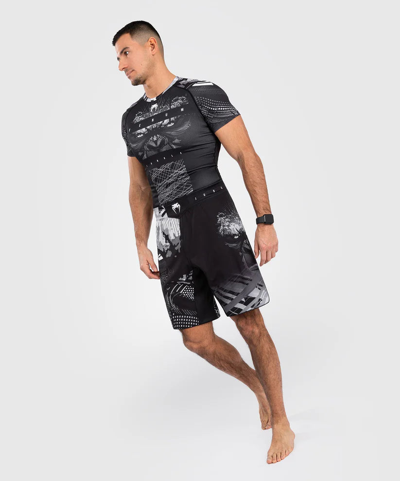 Venum Gorilla Jungle Fight short - Black/White Image 3